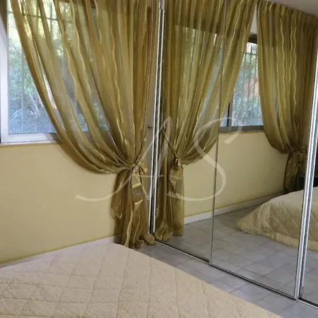 Appartement Dans Residence De Haut Standing